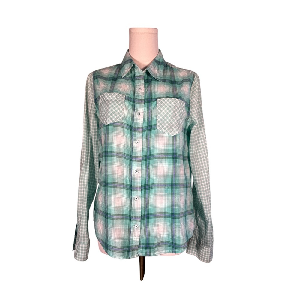 Arizona Jean Company Green and White Plaid Shirt‎